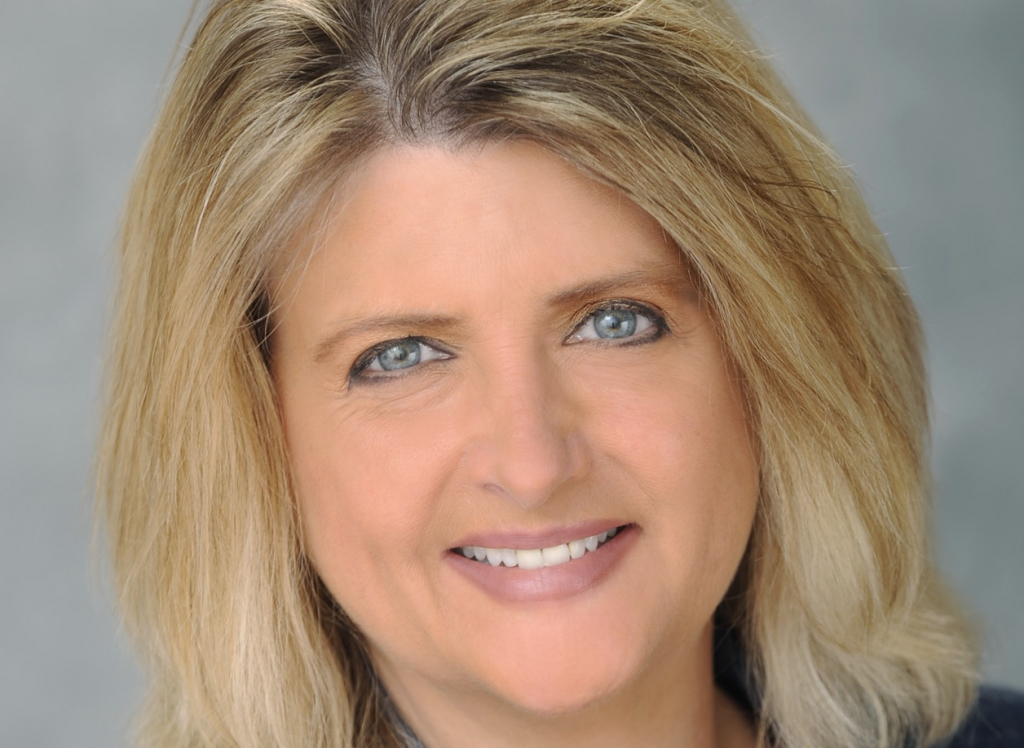 Jamie Horizontal Dana West, Orlando Teen and Marriage Counseling & Winter Park Sexual Abuse Therapist and Addictions Counselor Dana West provides therapy for Marriage, Addiction, Sexual Abuse & Trauma Counseling Issues Orlando