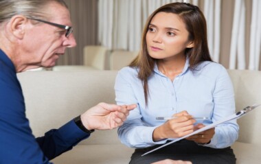 woman showing checklist to a patient - Total Life Counseling for Children, Teens, Adolescents and Adults in Orlando Winter Park Clermont Lake Mary and Central Florida woman showing checklist to a patient