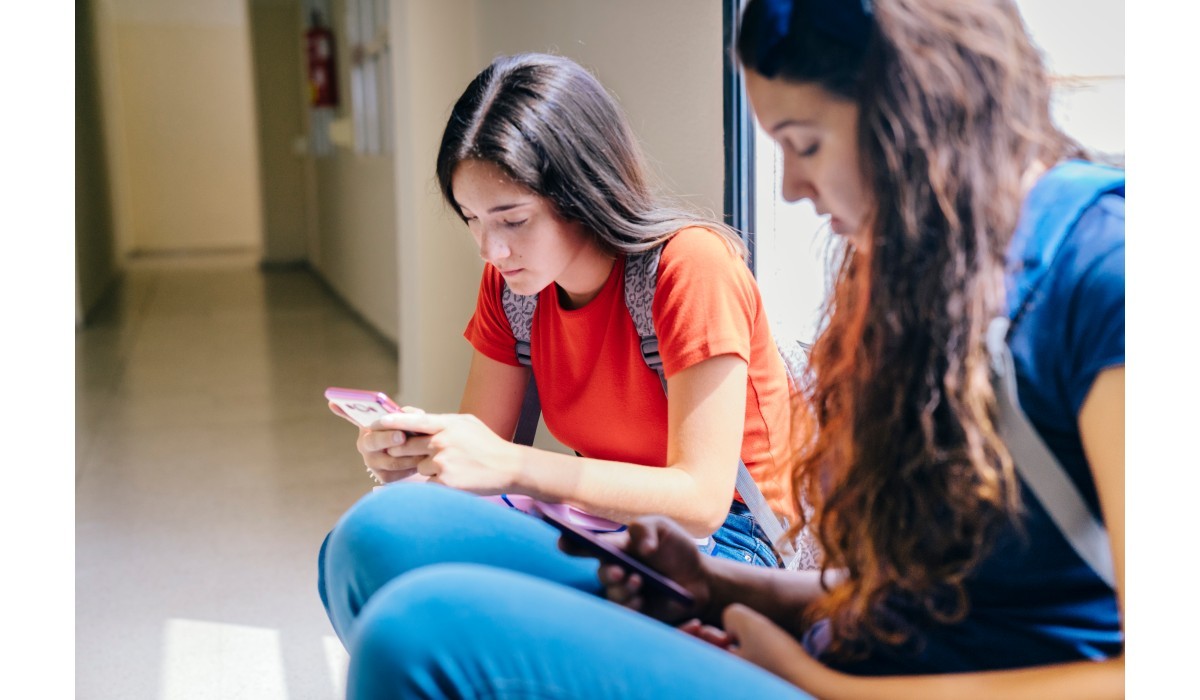 Banner Image of Social Media Safety for Teens